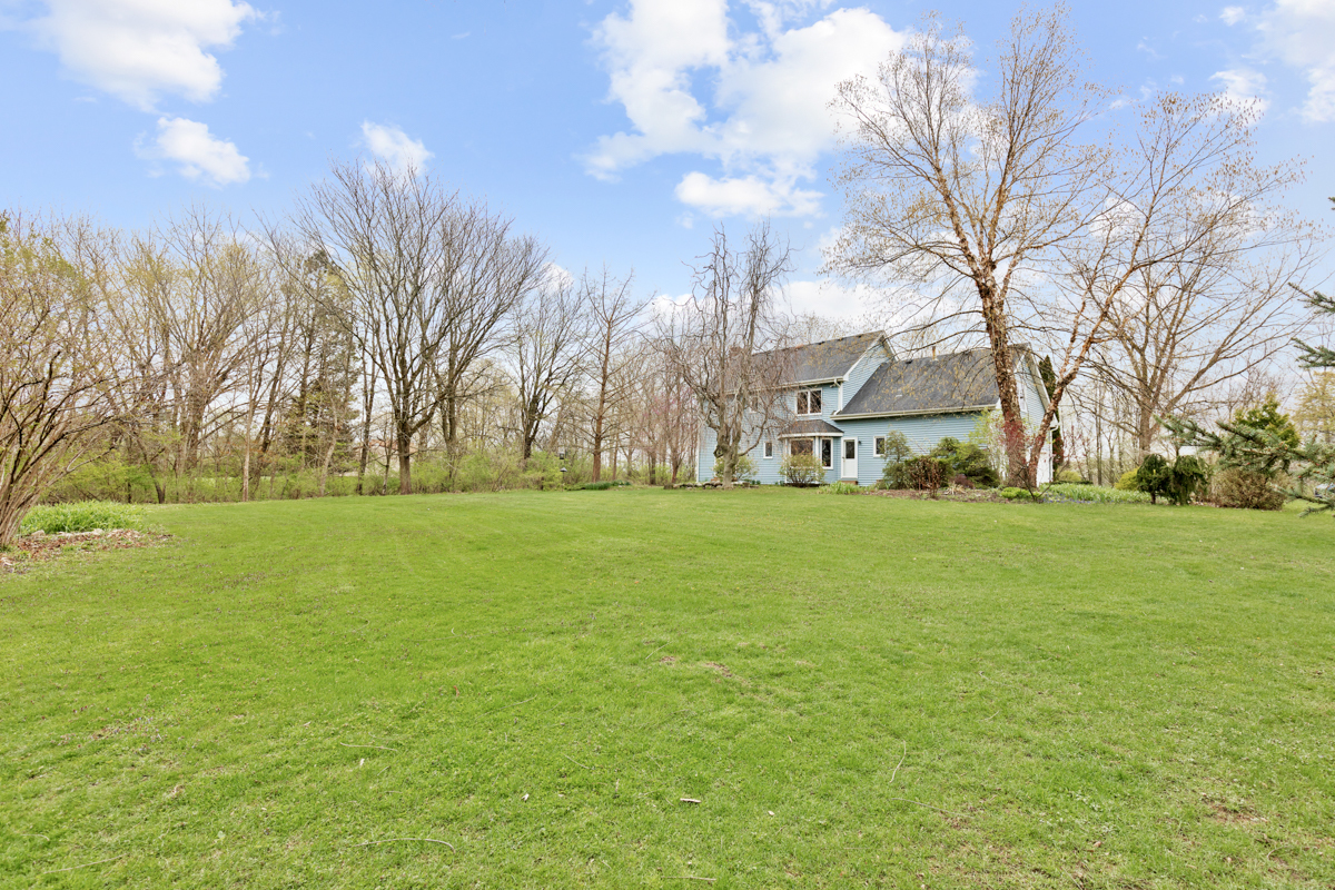 43W330 Main Street Road Elburn, IL 60119 - Photo 34 of 34 a view of house with garden space