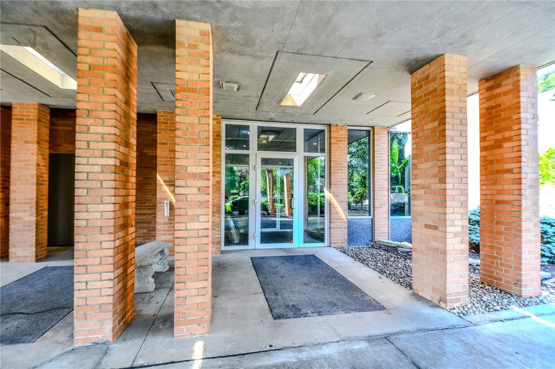 2230 South Patterson Boulevard, Unit 71 Kettering, OH 45409 - Photo 4 of 42