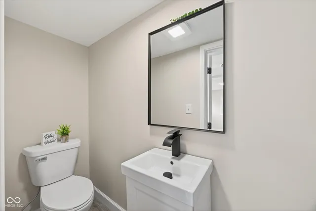 $139,000 | 624 East Ohio Street, Jasonville, IN 47438