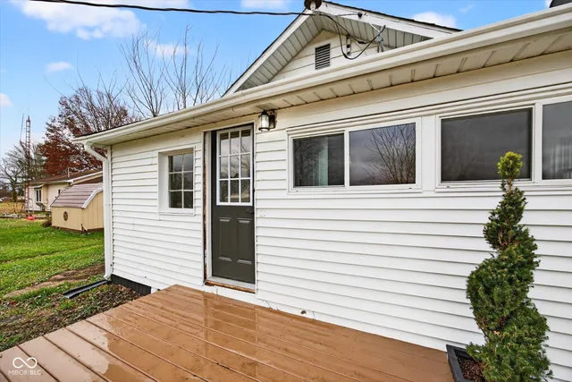 $139,000 | 624 East Ohio Street, Jasonville, IN 47438