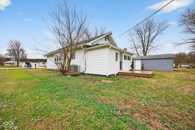 $139,000 | 624 East Ohio Street, Jasonville, IN 47438