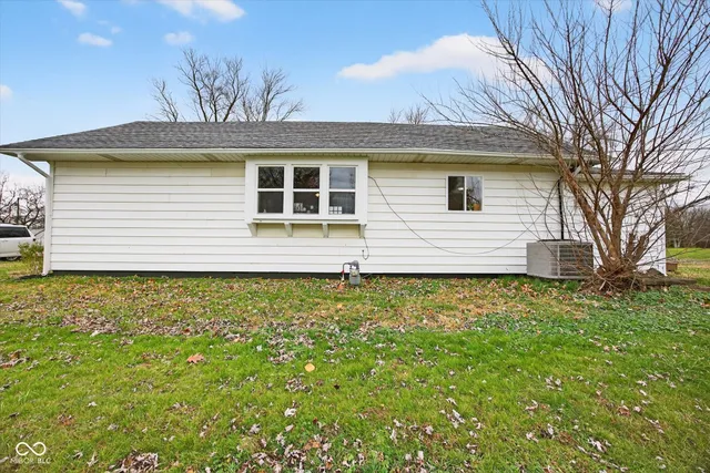 $139,000 | 624 East Ohio Street, Jasonville, IN 47438