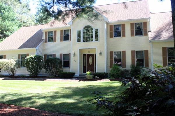 48 Wagon Road Walpole, MA 02081 - Photo 1 of 8 Gallery Image 1
