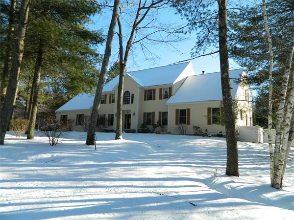 48 Wagon Road Walpole, MA 02081 - Photo 2 of 8 Gallery Image 2