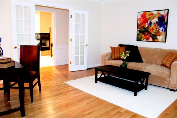 48 Wagon Road Walpole, MA 02081 - Photo 6 of 8 Gallery Image 6