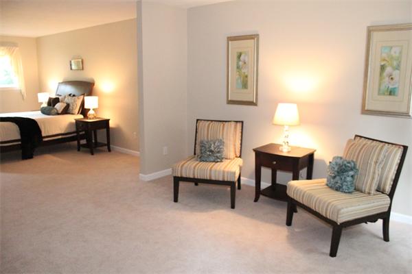 48 Wagon Road Walpole, MA 02081 - Photo 8 of 8 Gallery Image 8