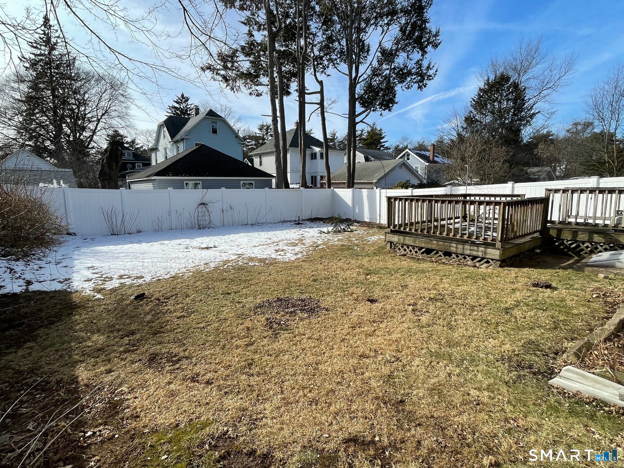 36 Quentin Street Hamden, CT 06517 - Photo 26 of 28 Beautiful fenced in yard