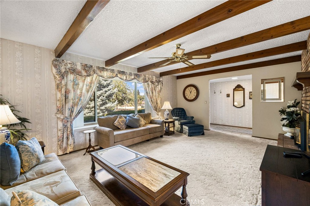 5770 Ingalls Road Paradise, CA 95969 - Photo 9 of 63 a living room with furniture and a flat screen tv