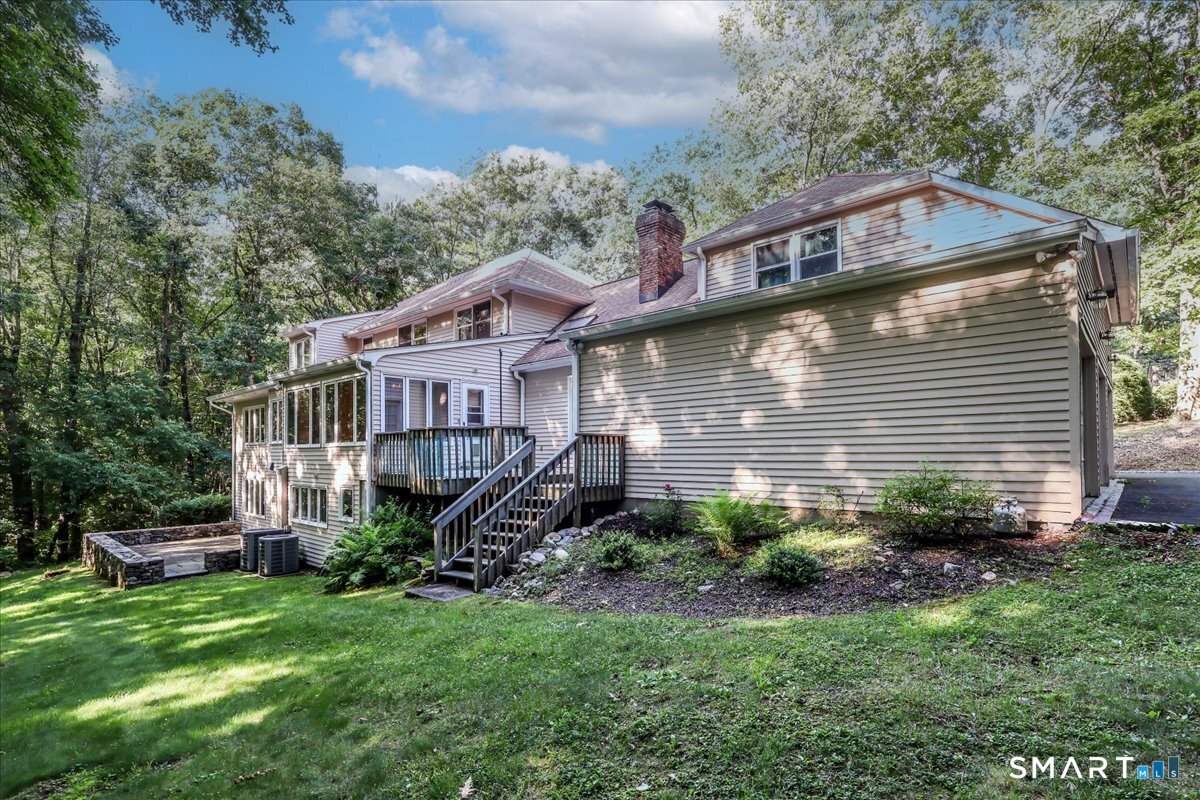 17 Herman Lane Easton, CT 06612 - Photo 3 of 40