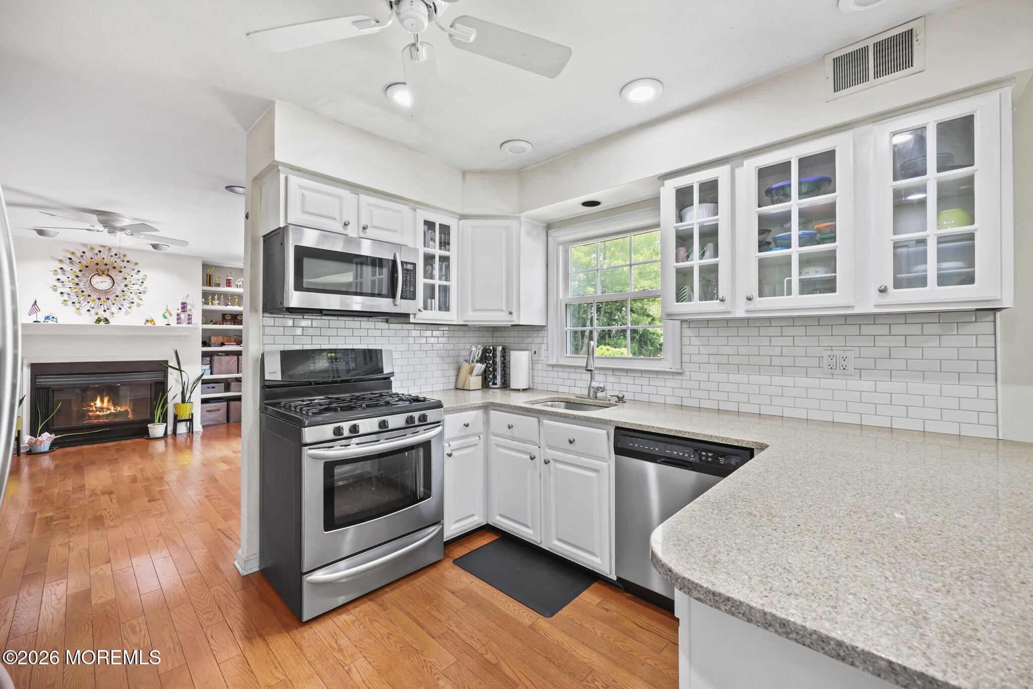 78 Henderson Road Kendall Park, NJ 08824 - Photo 13 of 40 13