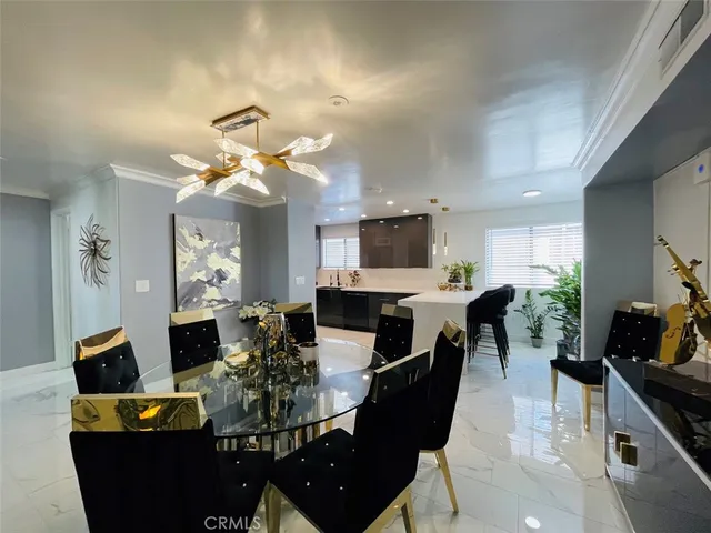 $895,000 | 5305 White Oak Avenue, Unit F, Encino, CA 91316