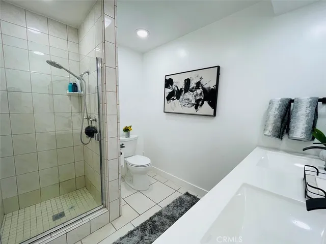 $895,000 | 5305 White Oak Avenue, Unit F, Encino, CA 91316