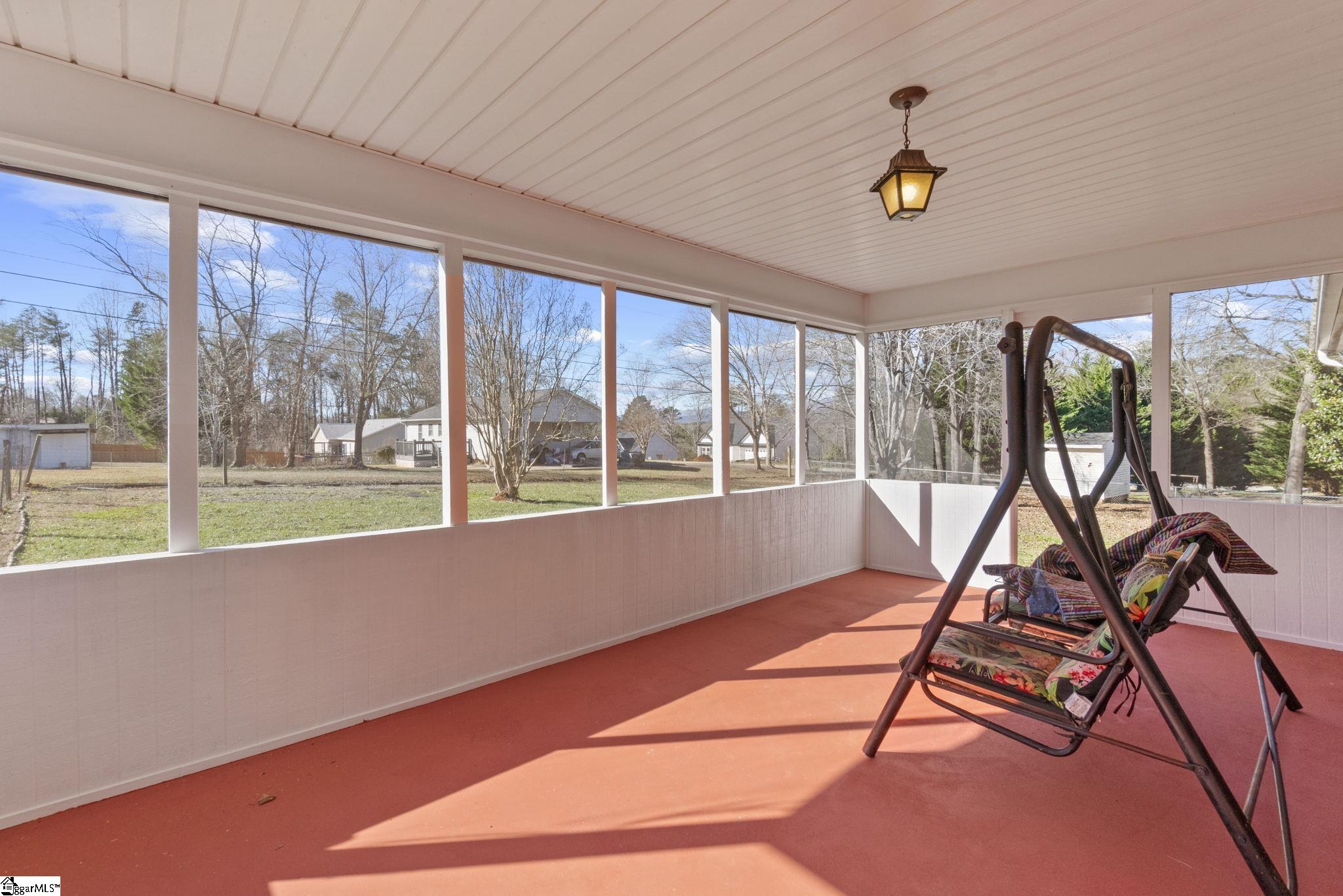 175 State Rd S-42-1753 Campobello, SC 29322 - Photo 22 of 28 Gallery Image 22