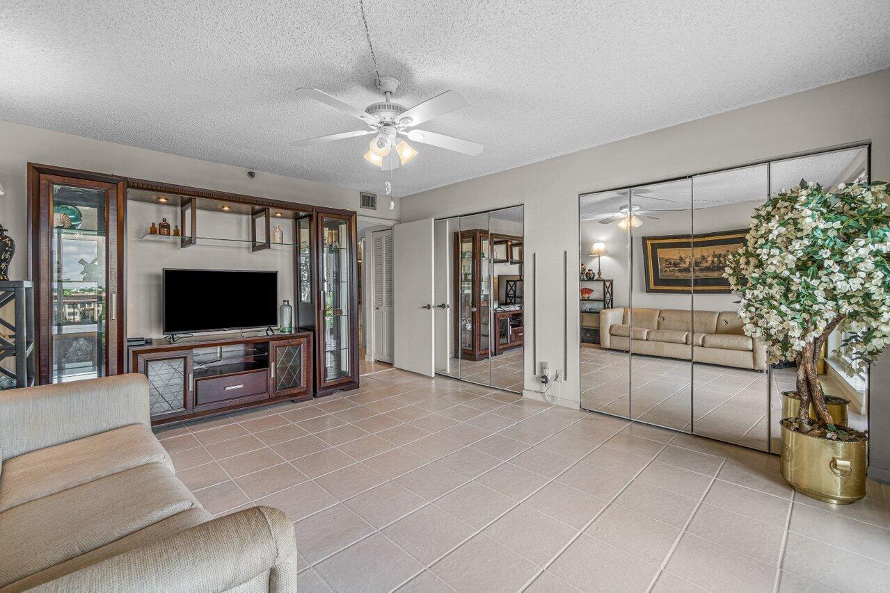 4301 North Ocean Boulevard, Unit A402 Boca Raton, FL 33431 - Photo 17 of 25 017-4301NorthOceanBoulevard-BocaRaton-FL