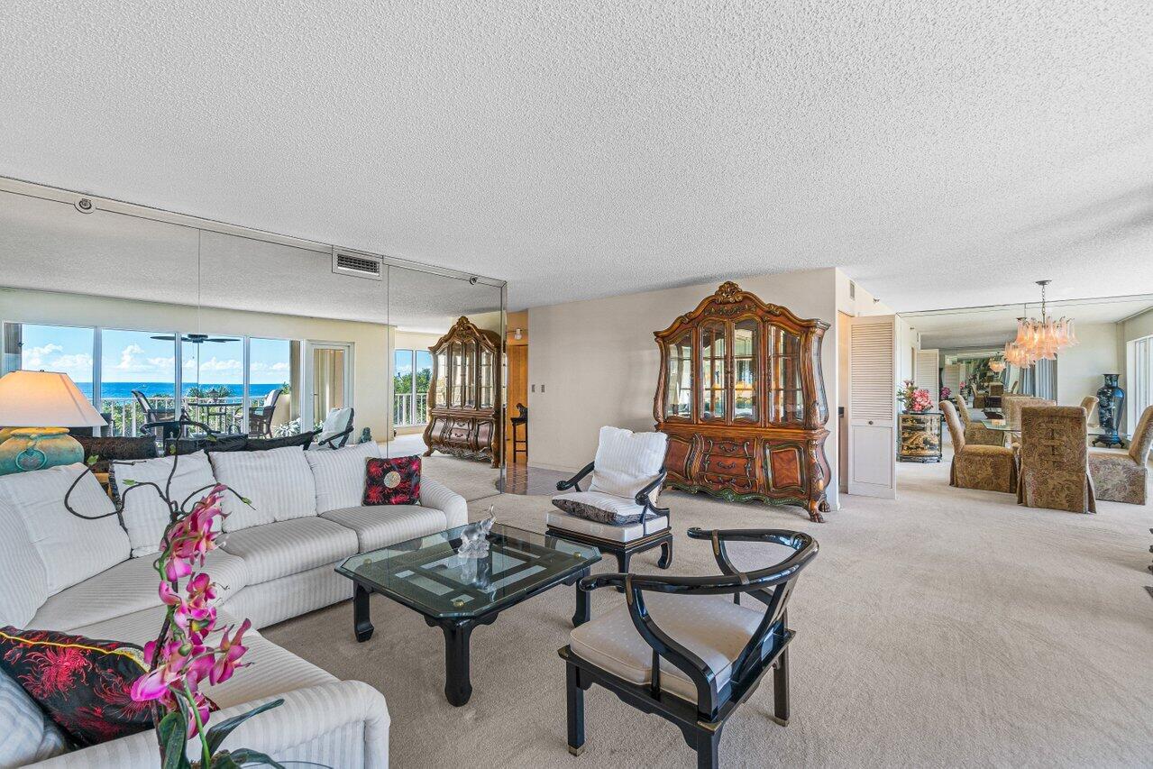 4301 North Ocean Boulevard, Unit A402 Boca Raton, FL 33431 - Photo 7 of 25 006-4301NorthOceanBoulevard-BocaRaton-FL