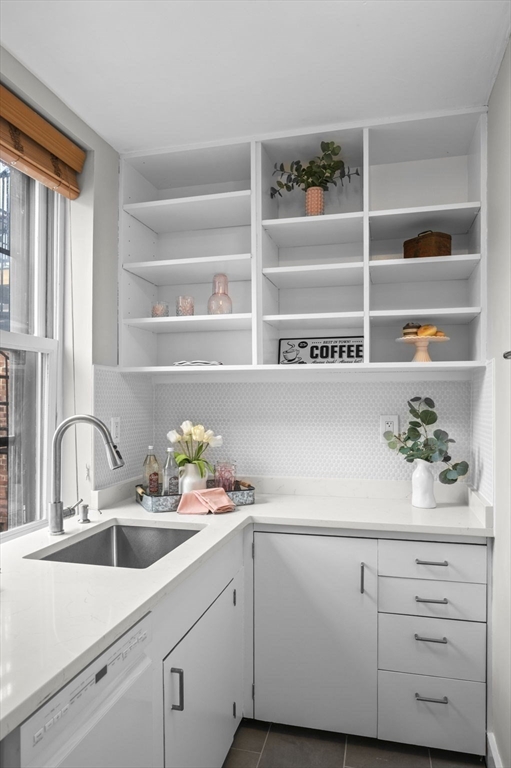 34 Beacon Street, Unit 2 Chelsea, MA 02150 - Photo 12 of 29