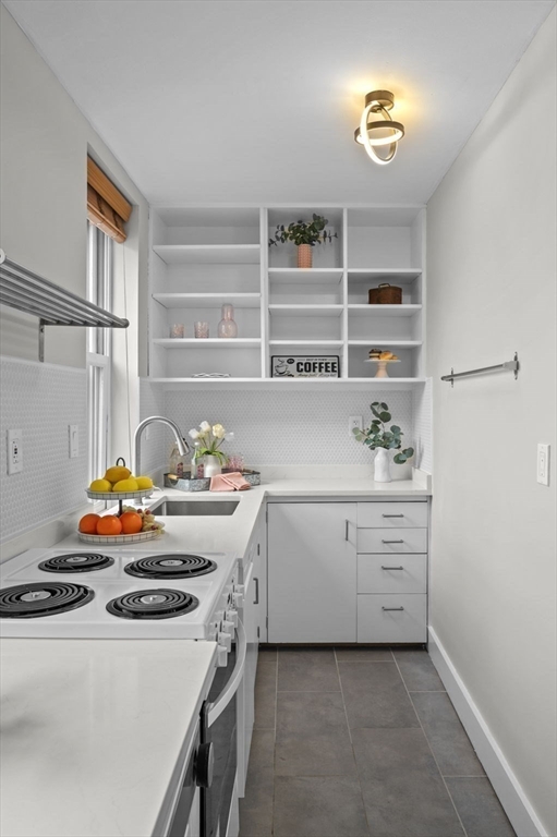 34 Beacon Street, Unit 2 Chelsea, MA 02150 - Photo 19 of 29