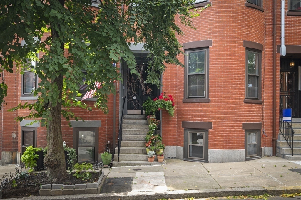 34 Beacon Street, Unit 2 Chelsea, MA 02150 - Photo 27 of 29