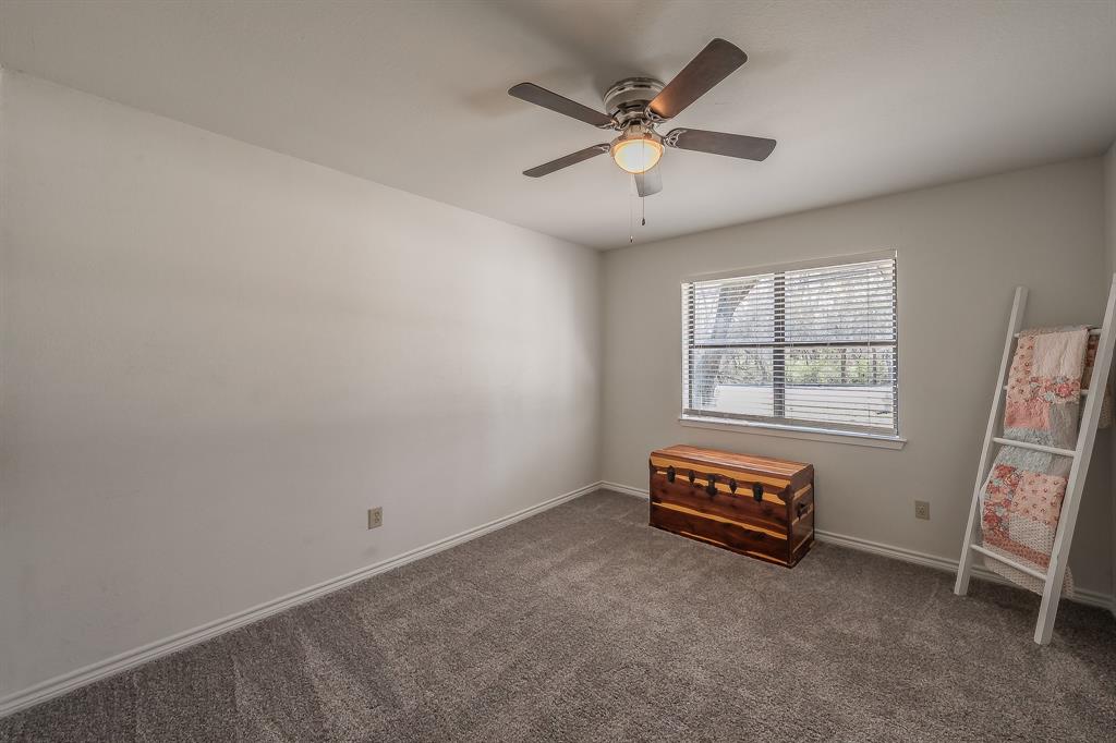 302 West Hale Avenue Decatur, TX 76234 - Photo 24 of 33