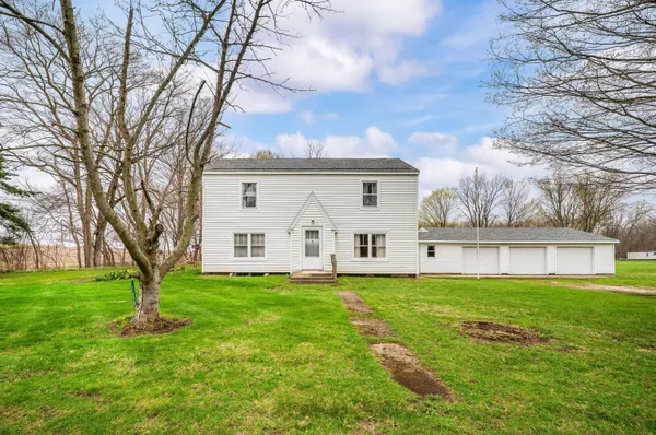 $399,900 | 13690 Cleveland Avenue, Buchanan, MI 49107