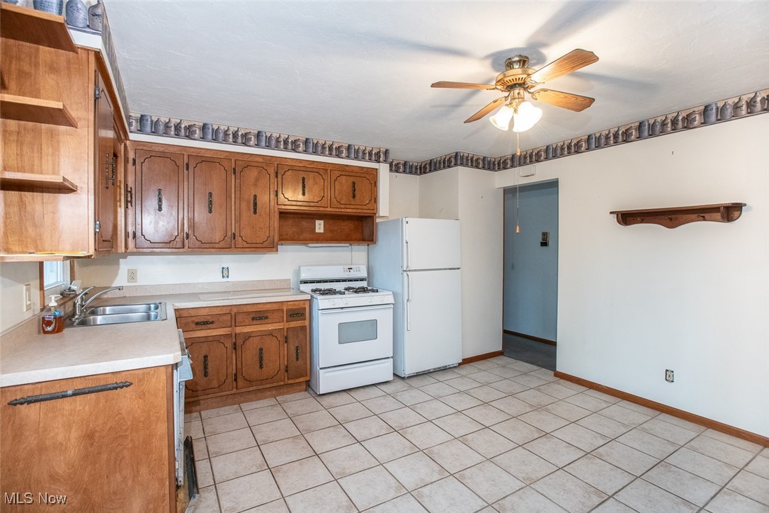 6763 Brandywine Road Parma Heights, OH 44130 - Photo 2 of 39