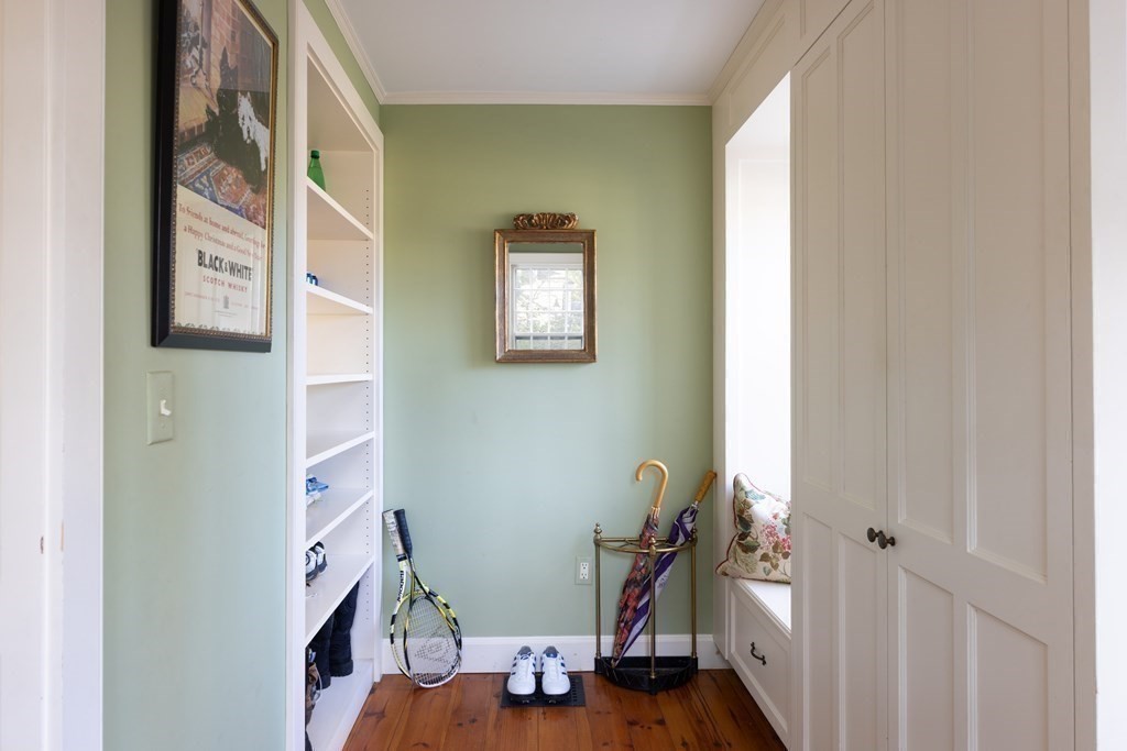 284 Woodland Road Brookline, MA 02467 - Photo 14 of 29