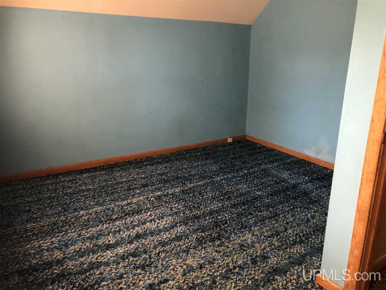 1009 North 3rd Street Escanaba, MI 49829 - Photo 7 of 21