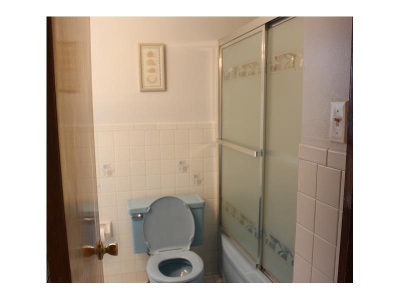 719 Irwin Run Road West Mifflin, PA 15122 - Photo 10 of 17 Full Bath.