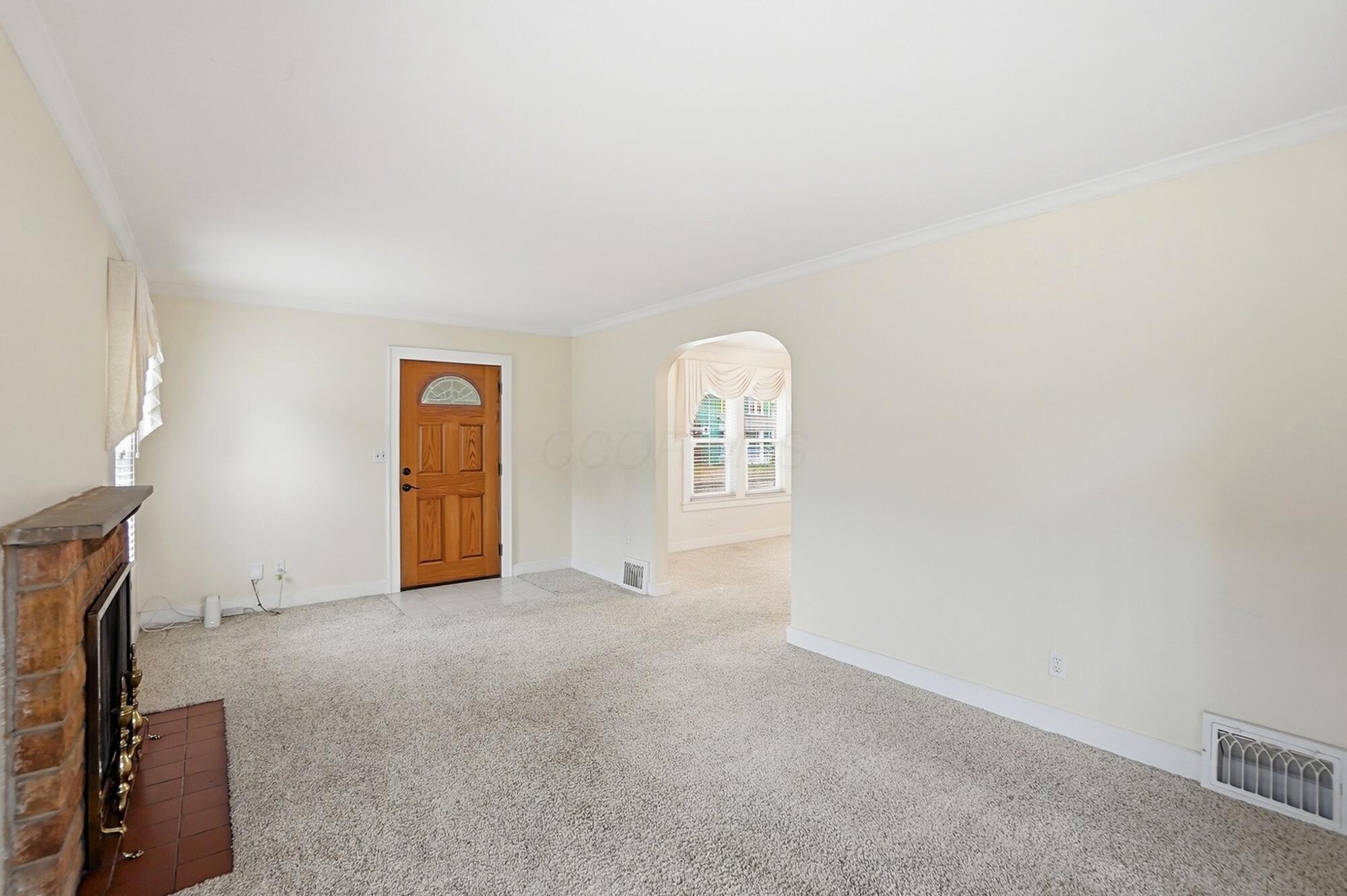 555 East Weber Road Columbus, OH 43202 - Photo 3 of 53 019