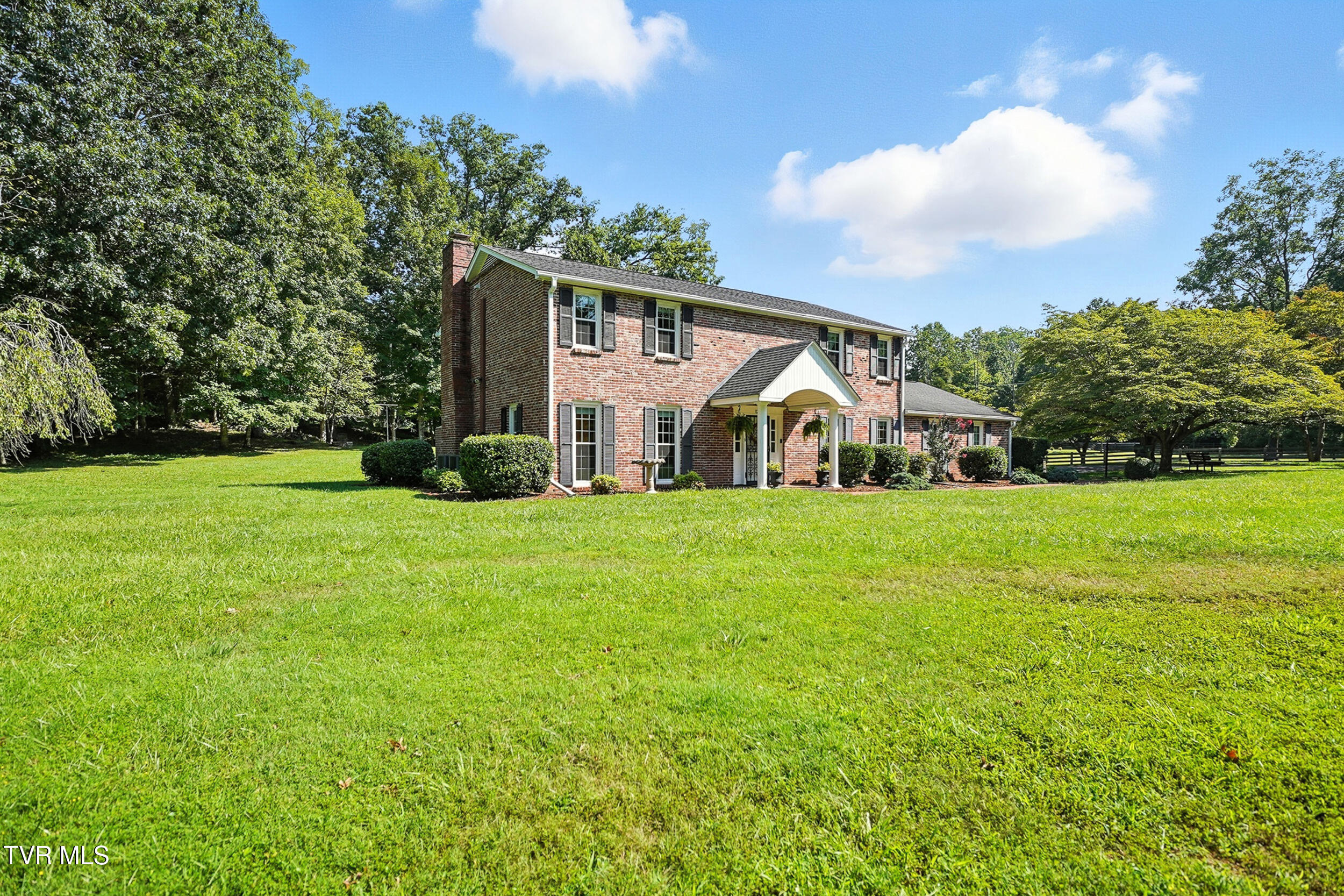 120 Lick Branch Road Bristol, TN 37620 - Photo 37 of 45 exterior left side