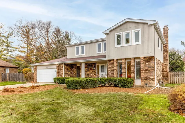 $878,000 | 825 Downing Street, Northbrook, IL 60062