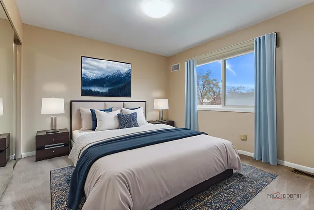 $878,000 | 825 Downing Street, Northbrook, IL 60062