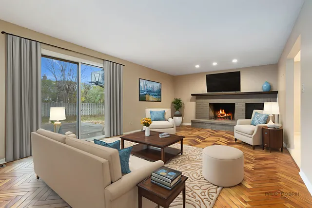 $878,000 | 825 Downing Street, Northbrook, IL 60062