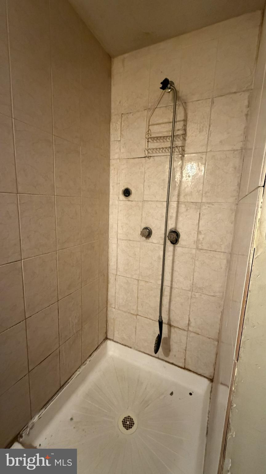 5651 North 16th Street Philadelphia, PA 19141 - Photo 24 of 28