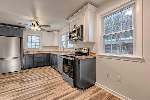 $235,000 | 24 South 6th Street, Youngwood, PA 15697