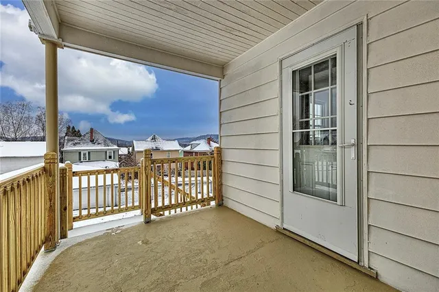 $235,000 | 24 South 6th Street, Youngwood, PA 15697