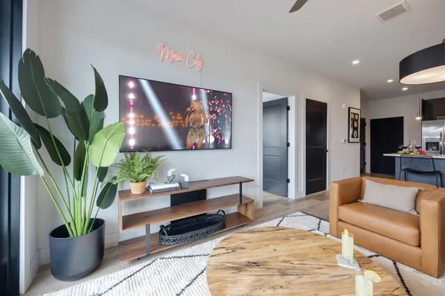 $2,495 | 303 31st Avenue North, Unit 505, Nashville, TN 37203