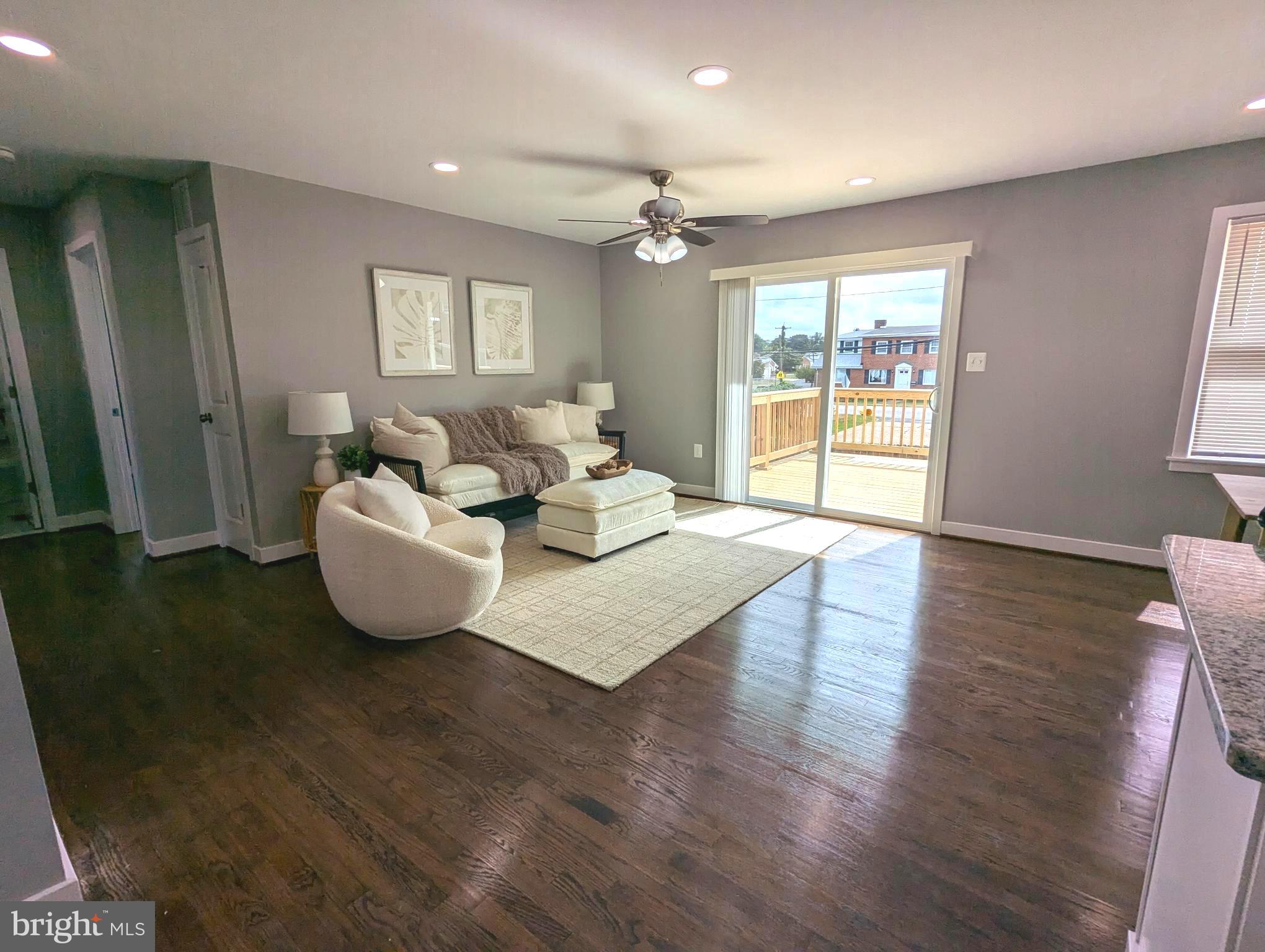169 Dale Road Pasadena, MD 21122 - Photo 3 of 27 Sundrenched Living Area