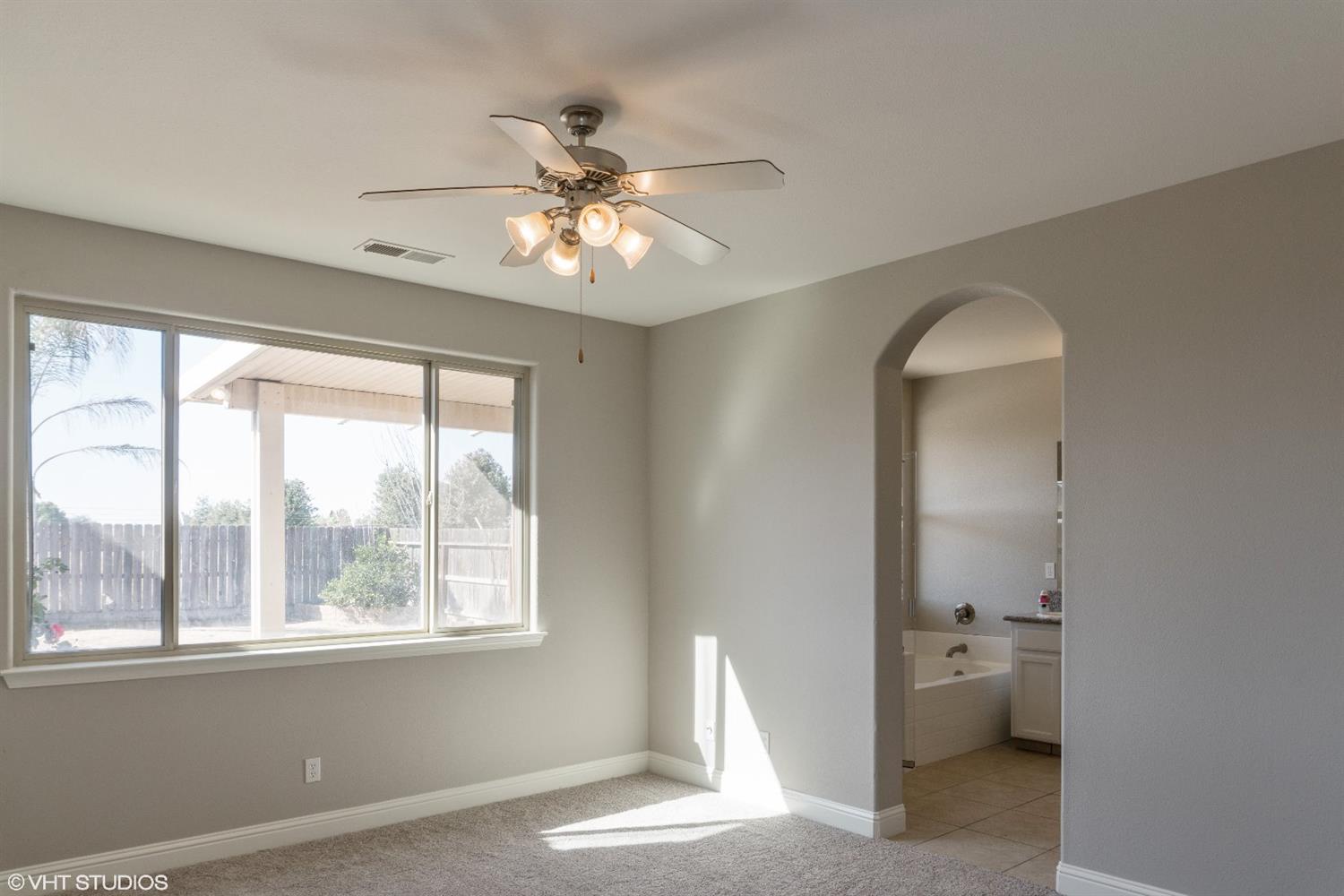 1010 Simonian Avenue Fowler, CA 93625 - Photo 11 of 25 Gallery Image 11