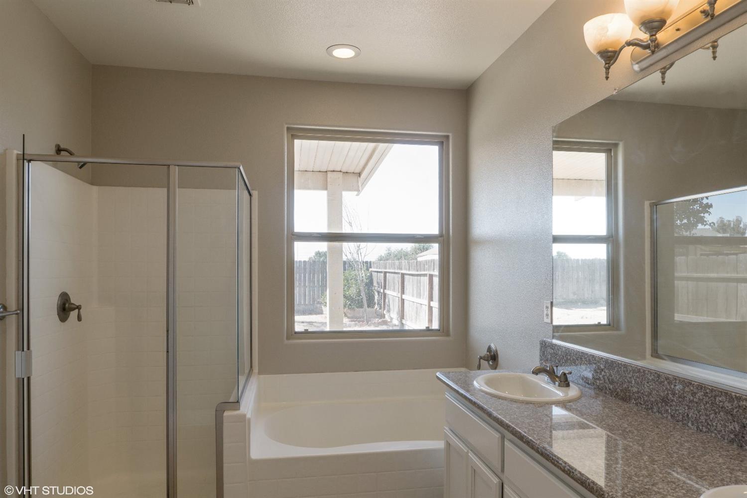 1010 Simonian Avenue Fowler, CA 93625 - Photo 13 of 25 Gallery Image 13