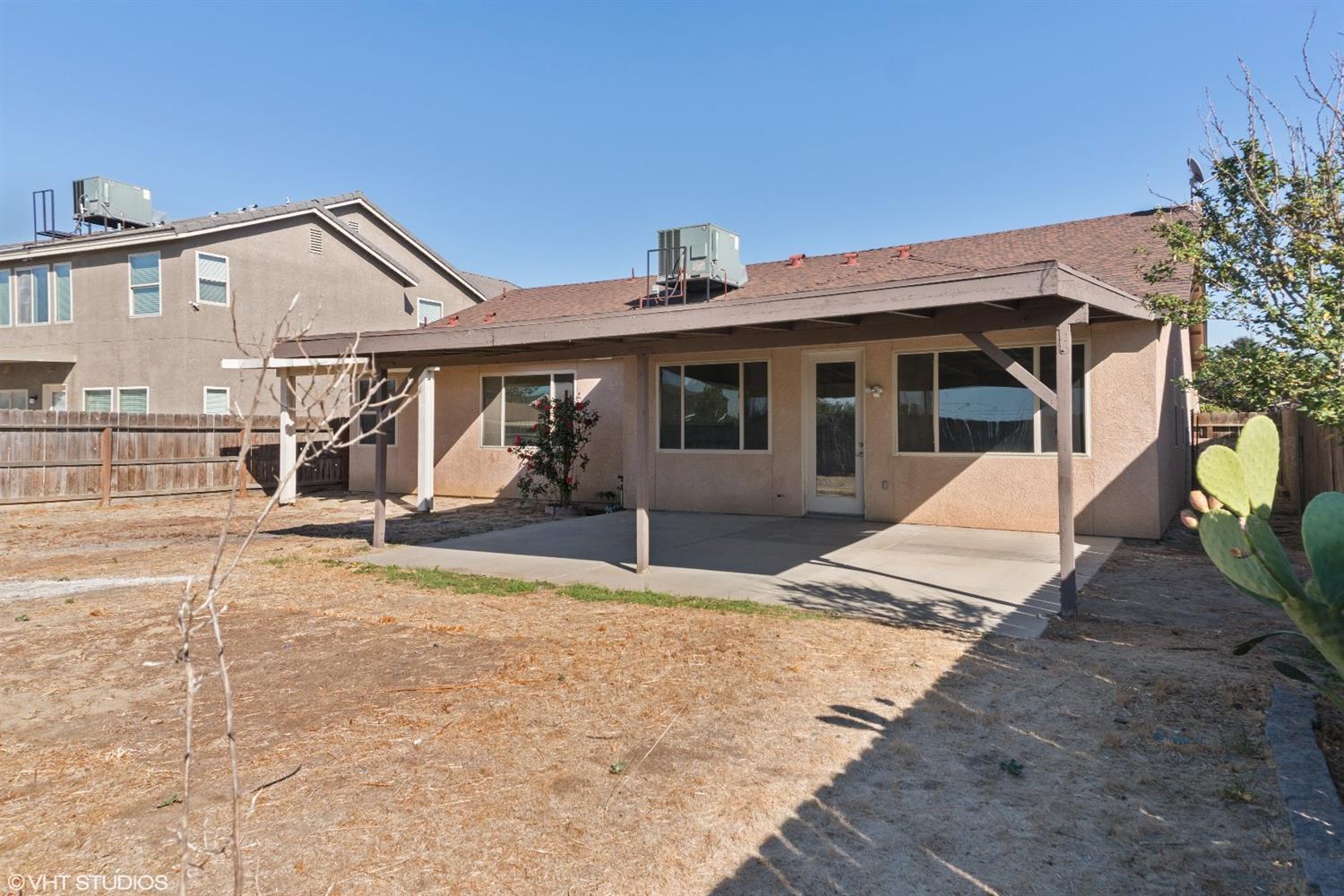 1010 Simonian Avenue Fowler, CA 93625 - Photo 24 of 25 Gallery Image 24