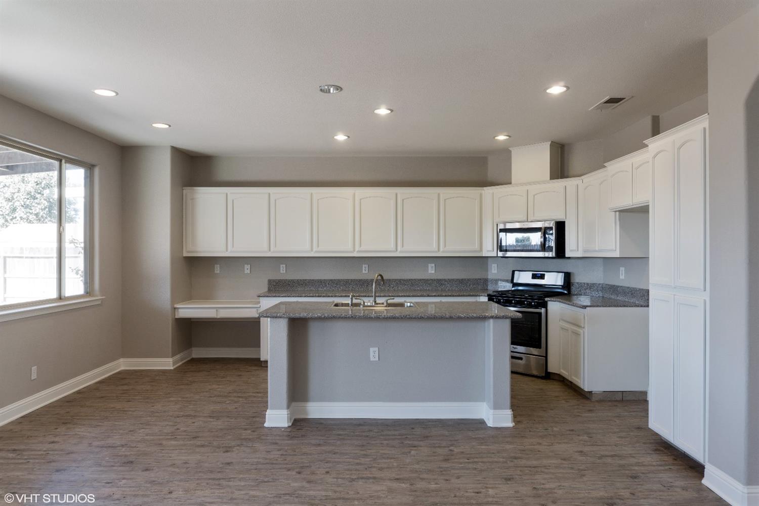 1010 Simonian Avenue Fowler, CA 93625 - Photo 7 of 25 Gallery Image 7