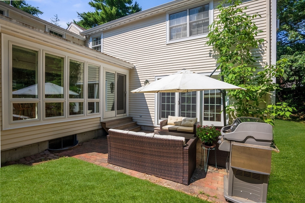 75 Westland Road Weston, MA 02493 - Photo 26 of 28