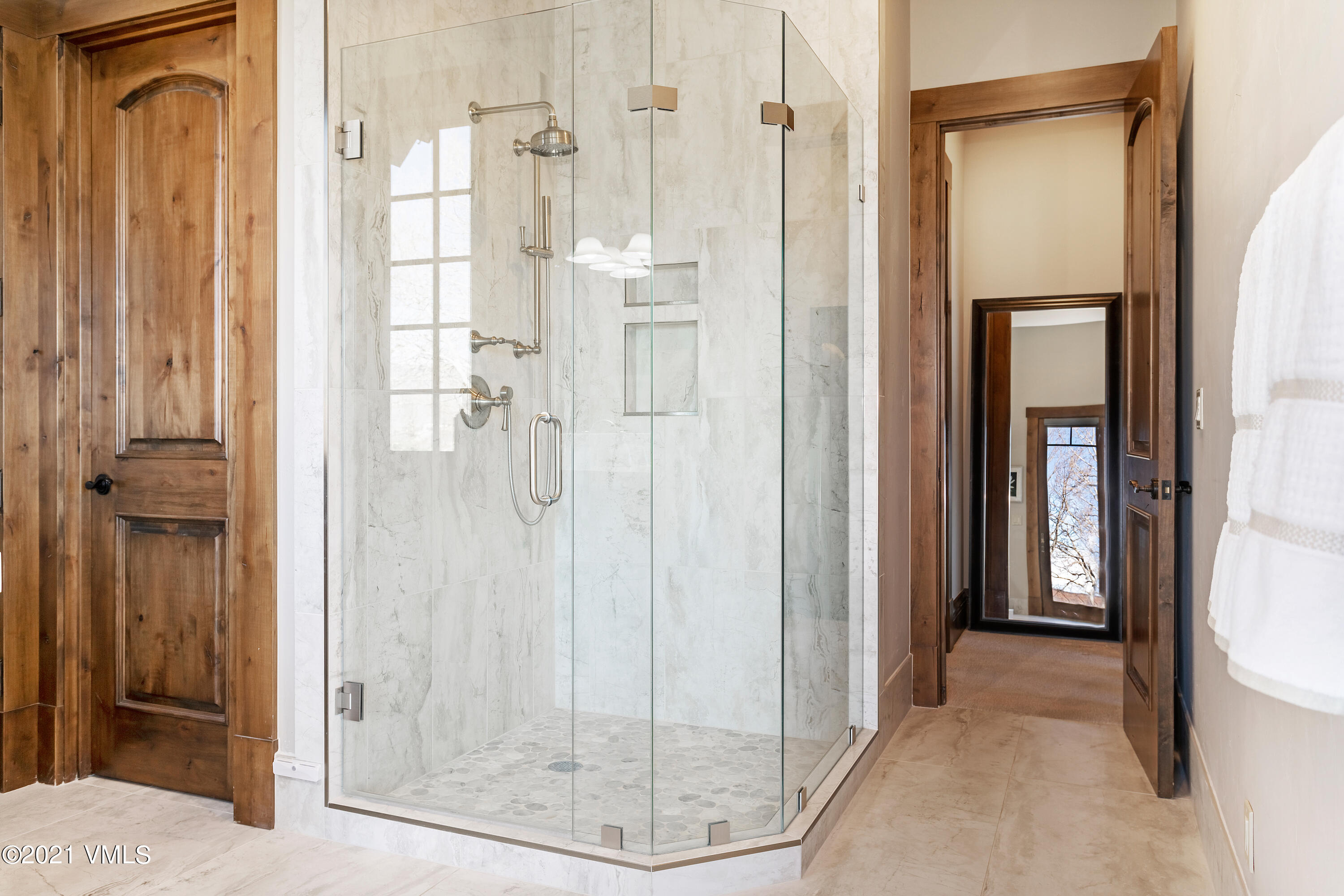 297 Aspen Meadows Road Edwards, CO 81632 - Photo 30 of 55 297 Aspen Meadows Rd High Res-35