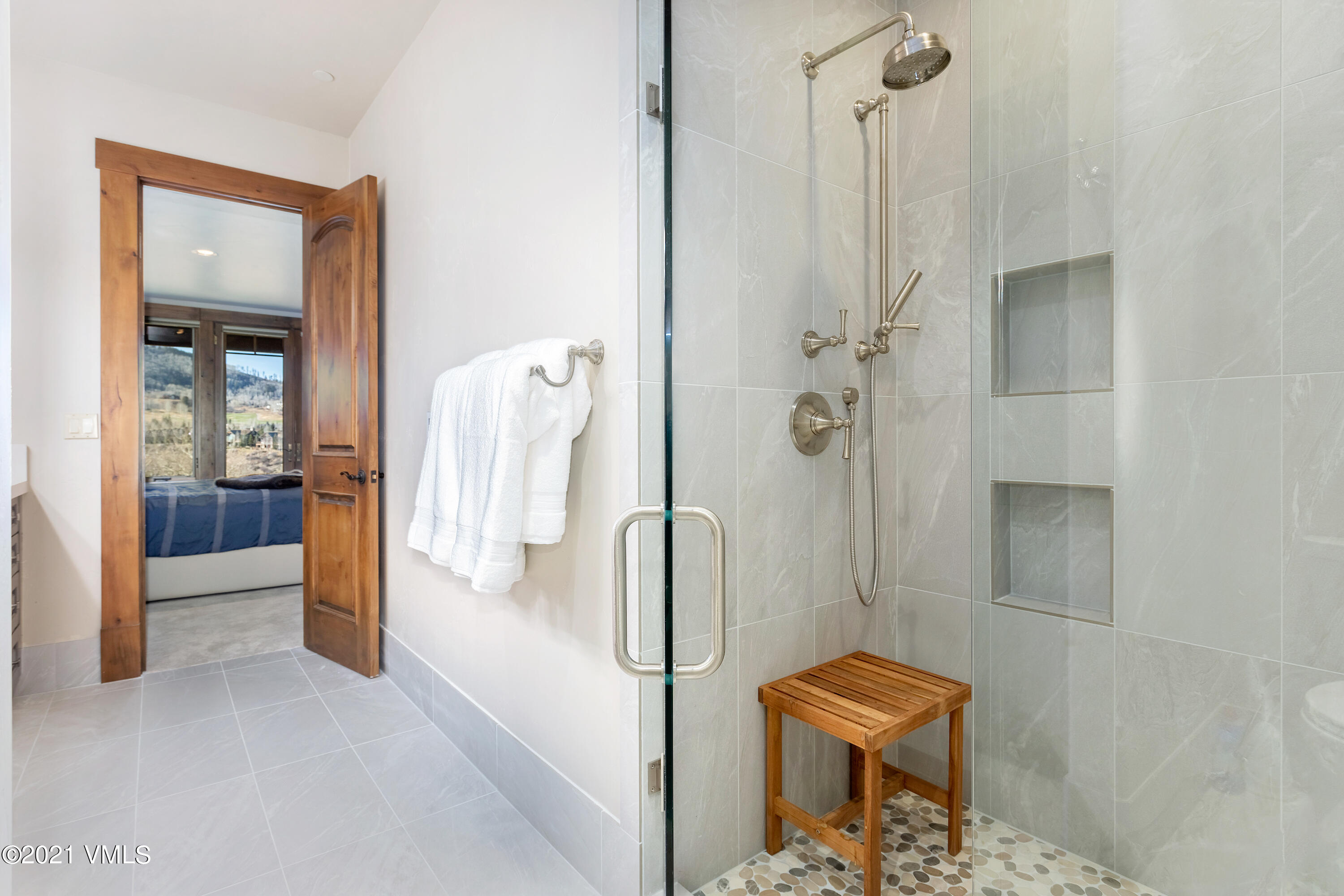 297 Aspen Meadows Road Edwards, CO 81632 - Photo 34 of 55 297 Aspen Meadows Rd High Res-4