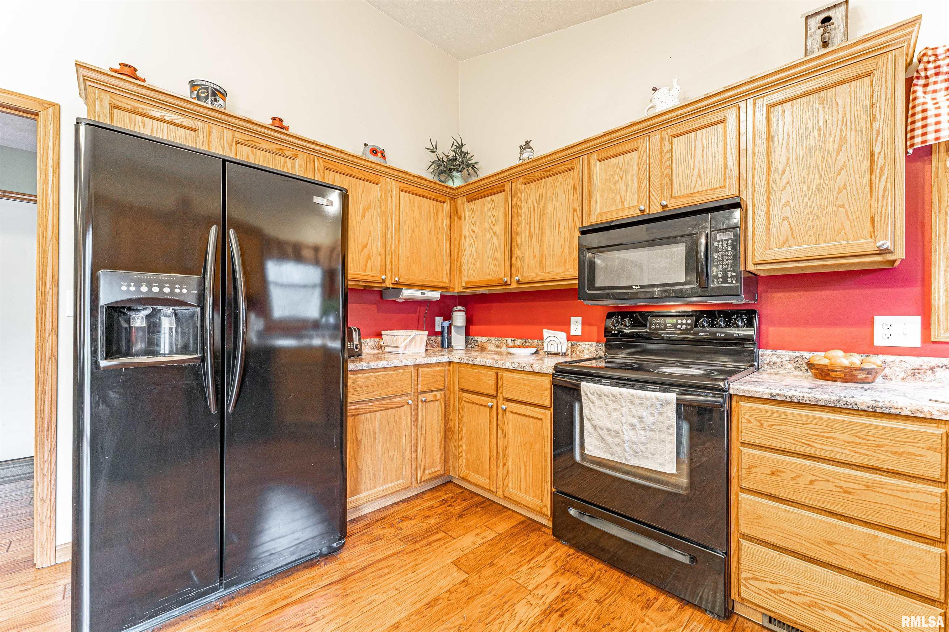 21789 Hideaway Estates Road Petersburg, IL 62675 - Photo 15 of 31 Gallery Image 15