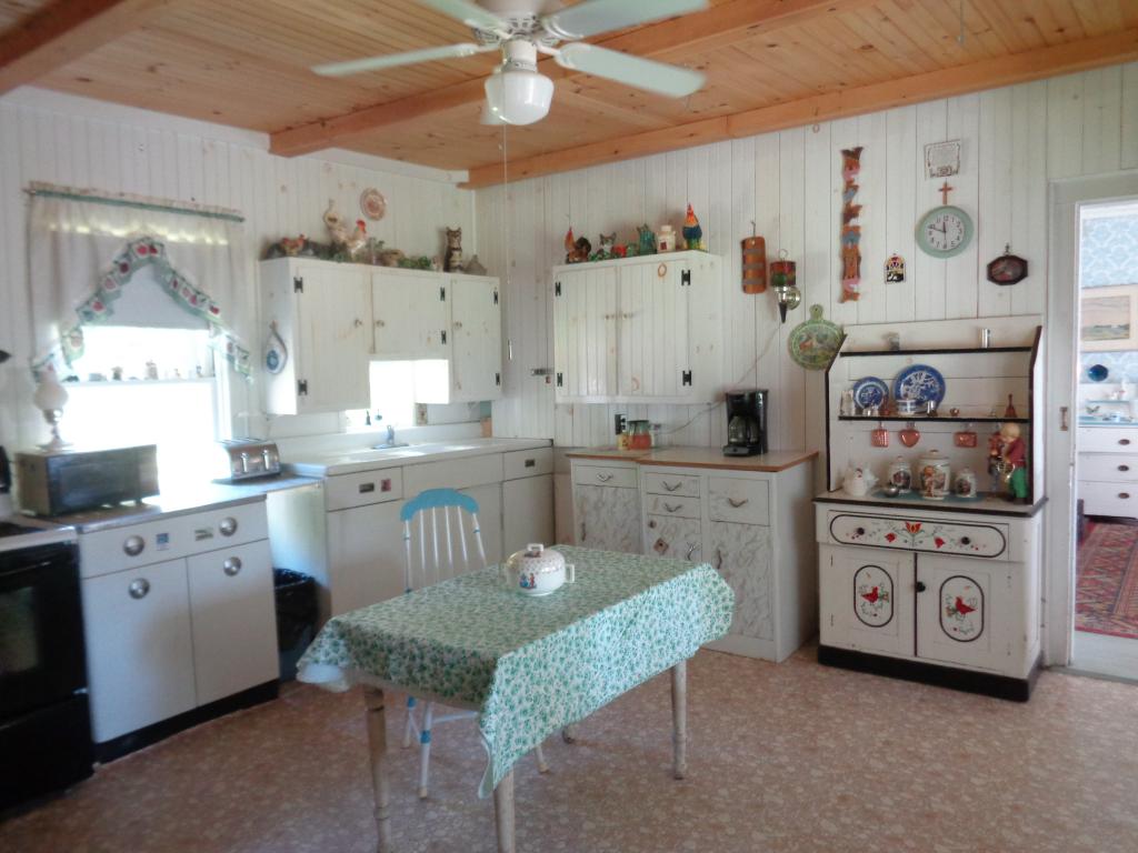 155 North Groton Road Hebron, NH 03241 - Photo 15 of 36