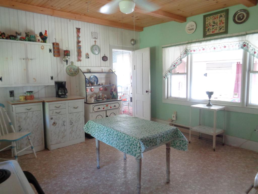 155 North Groton Road Hebron, NH 03241 - Photo 16 of 36
