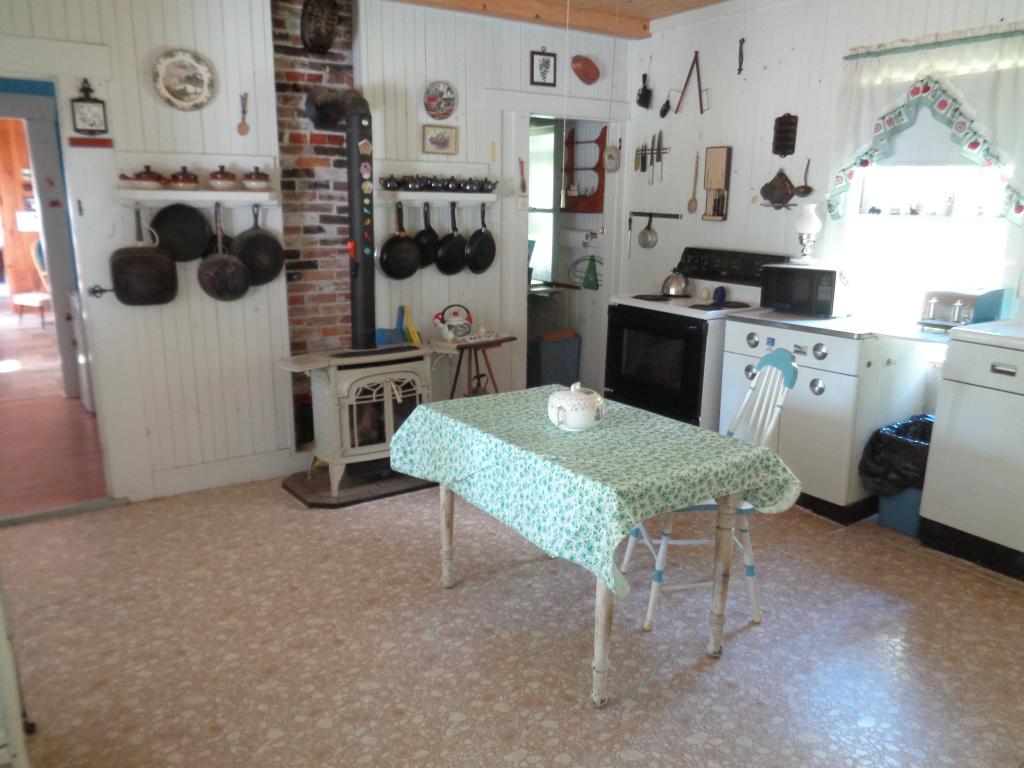 155 North Groton Road Hebron, NH 03241 - Photo 17 of 36