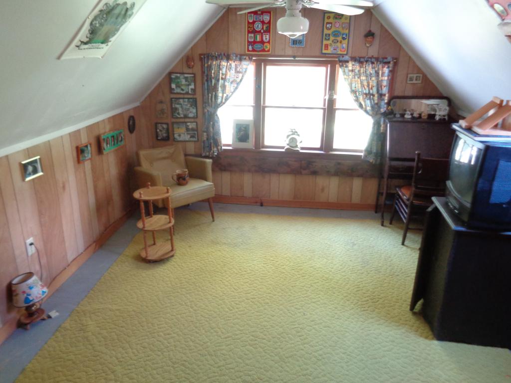 155 North Groton Road Hebron, NH 03241 - Photo 35 of 36